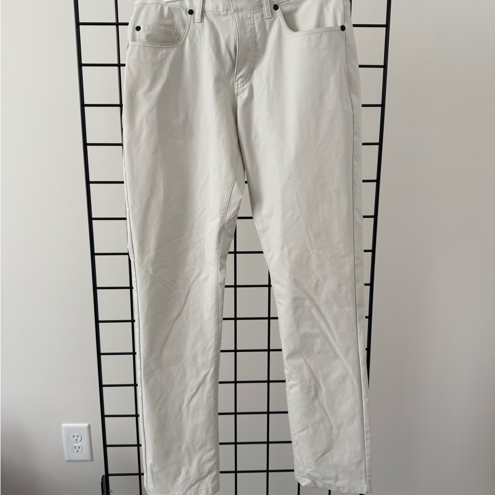 Nike Men's Off-White Slimfit Golf Pants